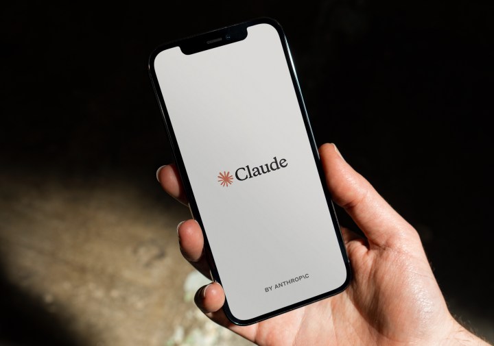Claude Memory Update: Now Remembers Across Chat