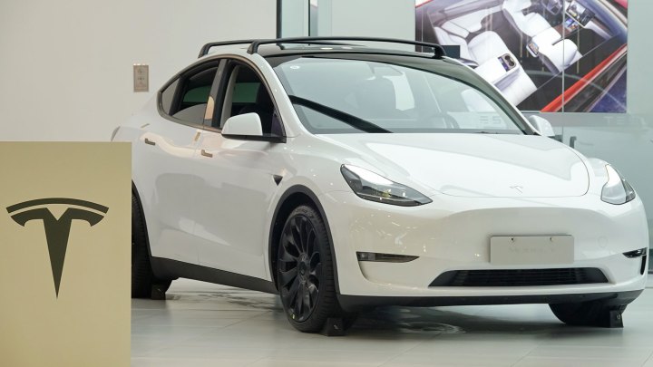 Tesla Recall China: 3M Cars Over Door Handle Safety