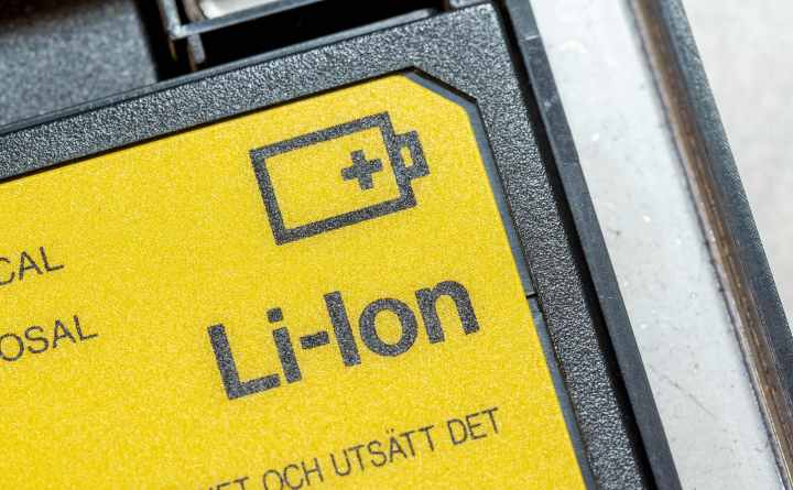 Battery Startups Defense Lifeline in US Sector