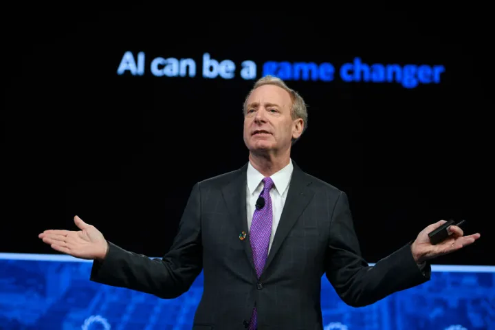 UK AI Regulation: Why Microsoft Wants Britain to Lead