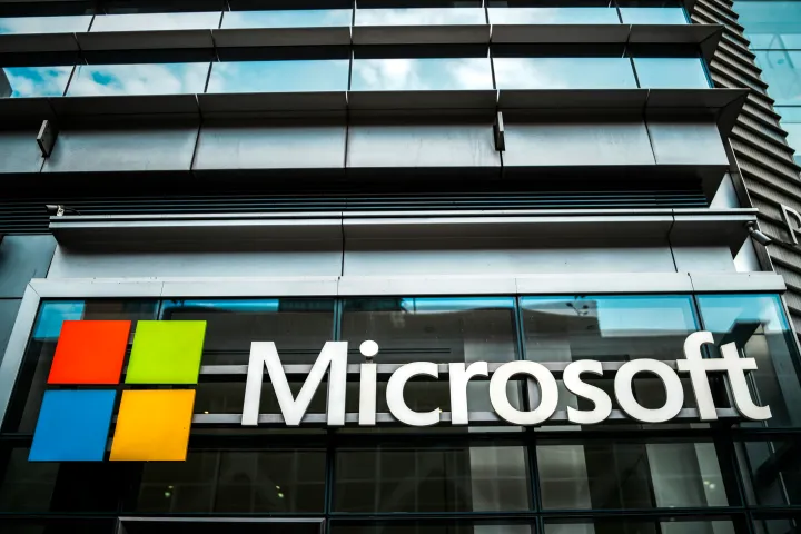 US Bars Microsoft, Adobe From Green Card Program