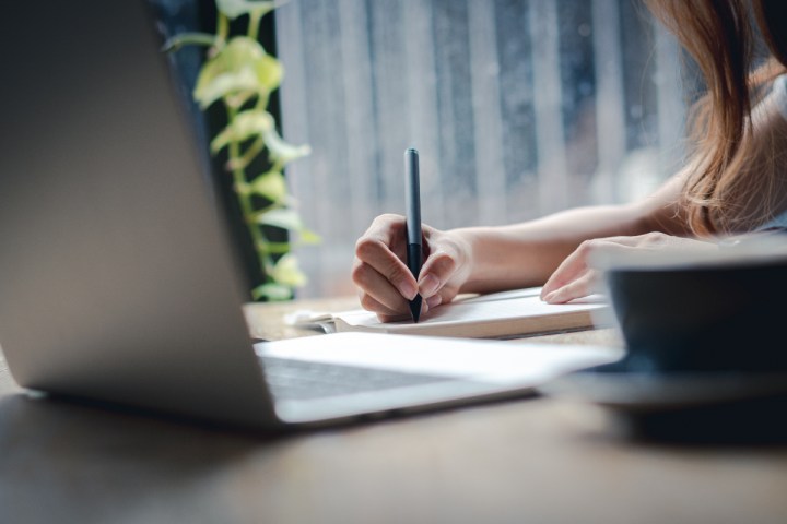 AI Writing Tells: Why Opus 5.5 Says 'This Matters'